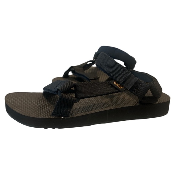 Teva Black Minimalist Sandals with Thong Design - Picture 4 of 5